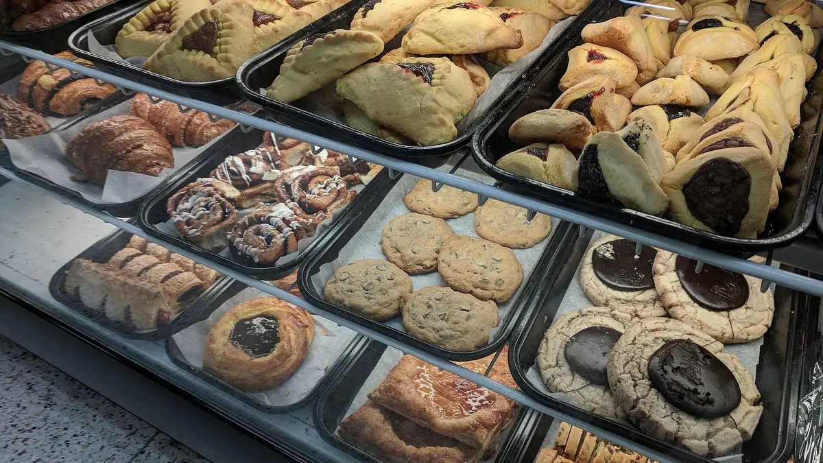 Simmons – bakery in Woolmer Green, Stevenage